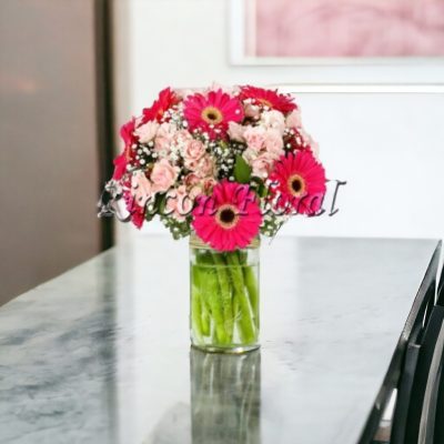 JARRÓN CON GERBERAS Y MINIROSAS CODIGO: RF240