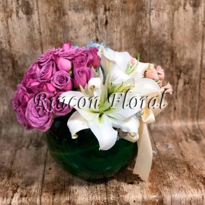 PECERA CON 24 ROSAS, LILY Y HORTENSIA RF330