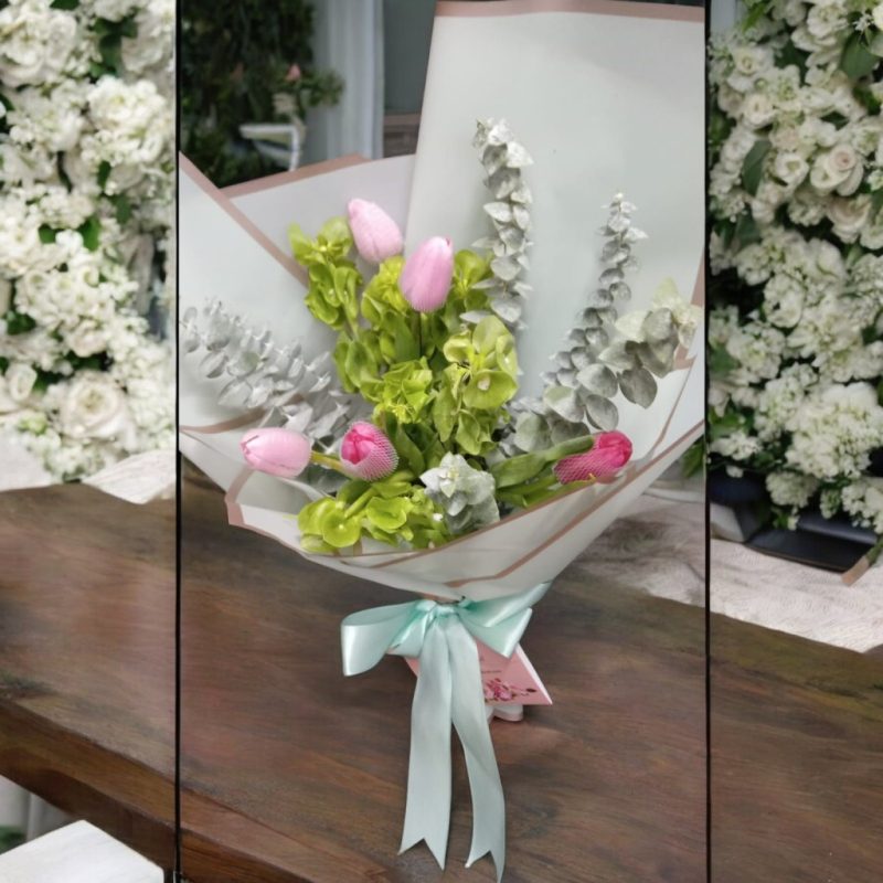 BOUQUET CON 5 TULIPANES RF701 - Imagen 2