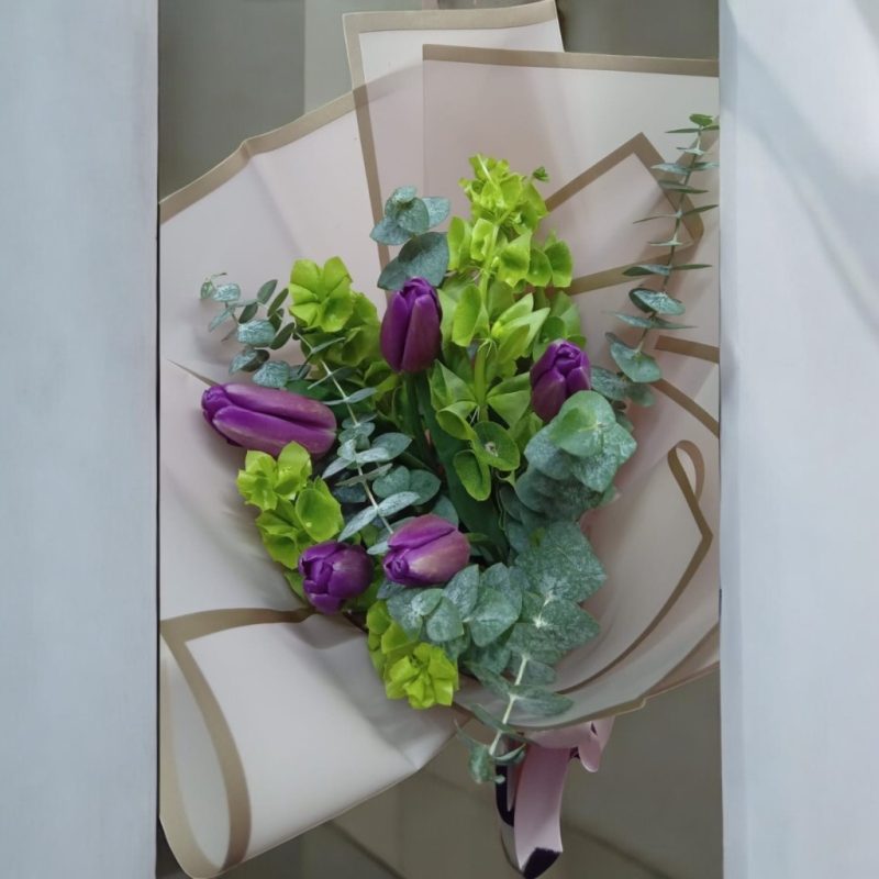 BOUQUET CON 5 TULIPANES RF701 - Imagen 3