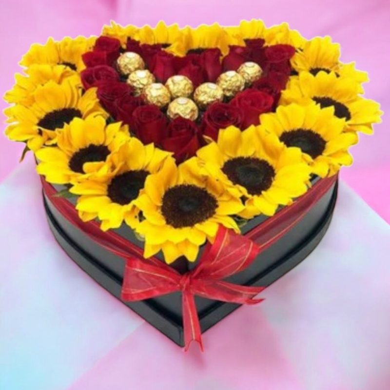 CAJA CORAZON CON GIRASOLES, ROSAS Y  FERREROS RF286