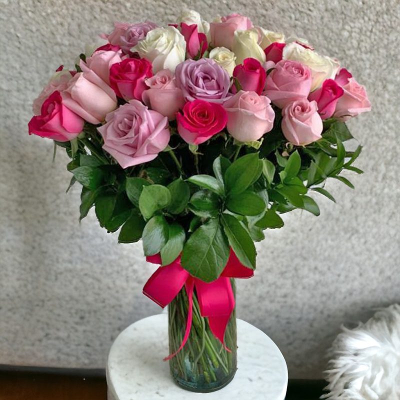JARRÓN CON 50 ROSAS VARIADAS RF888