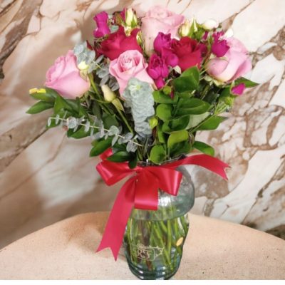 JARRÓN CON ROSAS Y MINI ROSAS RFV13