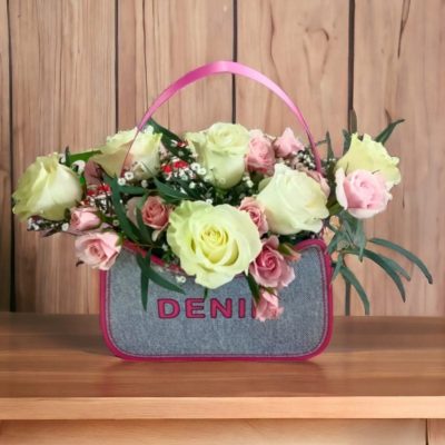 ARREGLO FLORAL EN BOLSO "DENIM" RFV127