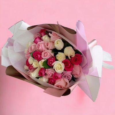 BOUQUET CON 36 ROSAS VARIADAS RFM847