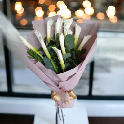 BOUQUET CON 12 ALCATRACES RF304