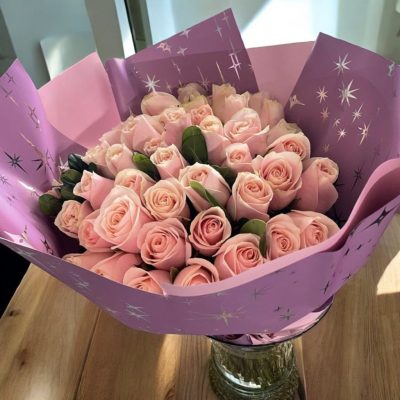 BOUQUET CON 50 ROSAS ROSAS RF956