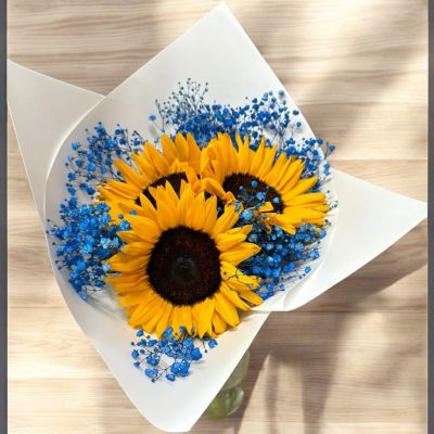 BOUQUET CON 3 GIRASOLES Y NUBE AZUL RF946