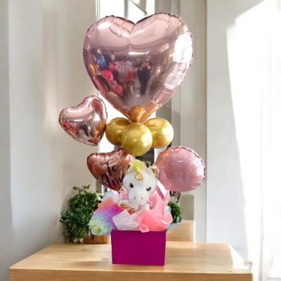 CAJA CON UNICORNIO Y GLOBOS RFV59