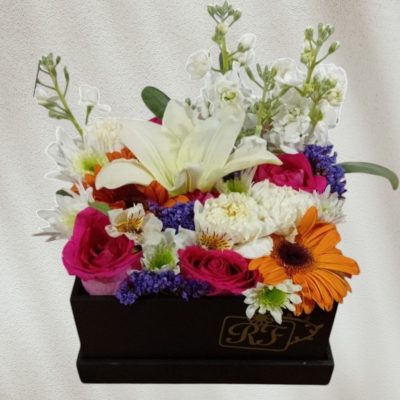 CAJA CUBO CON FLOR VARIADA RFV143