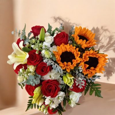 CAJA CORAZON MDF CON FLOR VARIADA RFV161