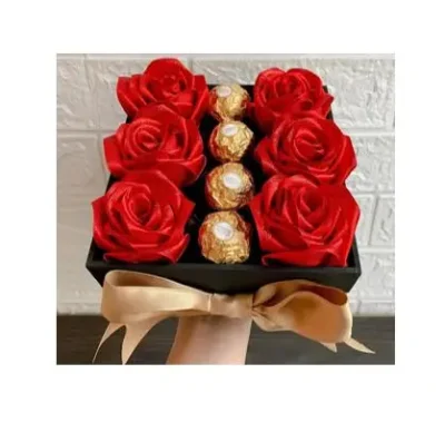 Caja con rosas y chocolate RFV225
