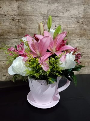 TAZA CON LILYS Y ROSA RFM430